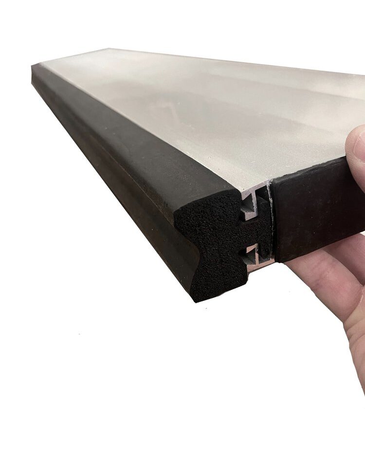 Bottom Neoprene Seal