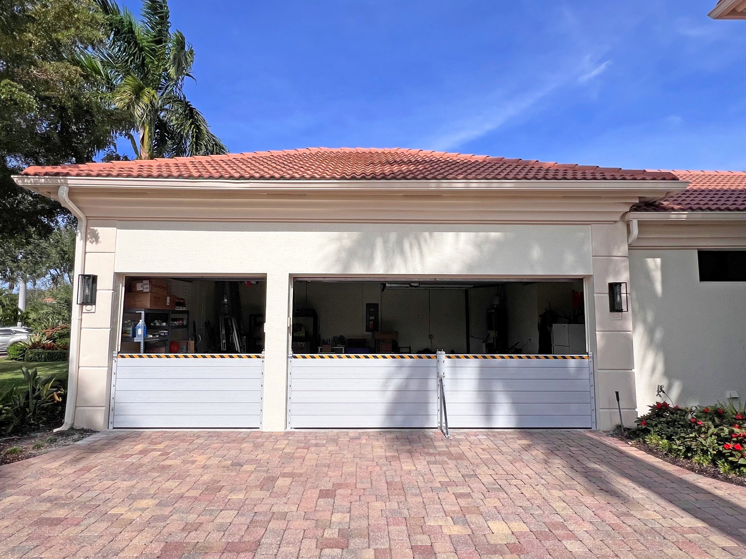 garage water gate
